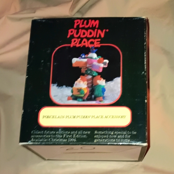 Plum Puddin Place Christmas Village Decor in Box 1992 must see - Picture 3 of 4